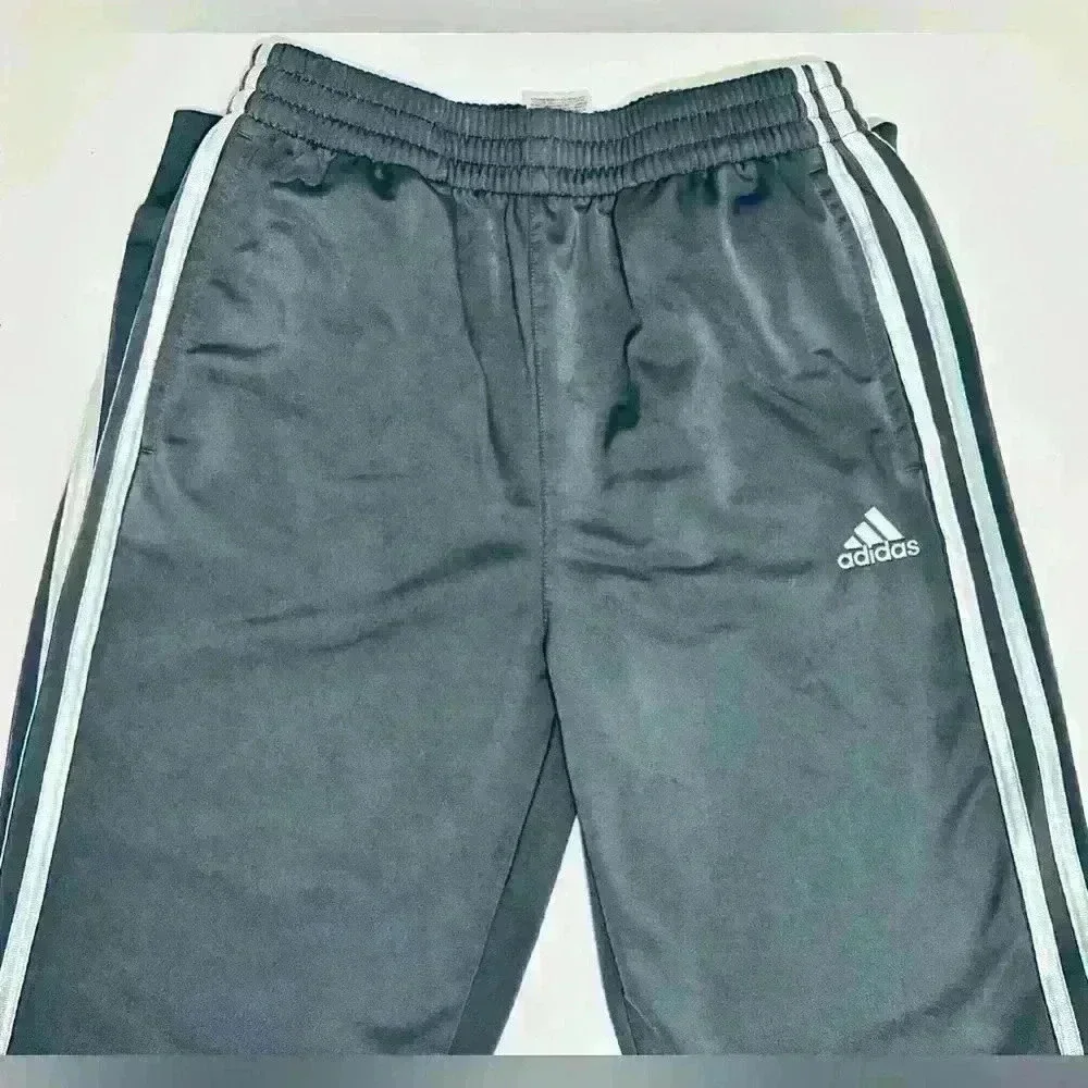 Adidas Iconic Tricot Jogger, Unisex Youth Size Large 14/16, Silver Gray